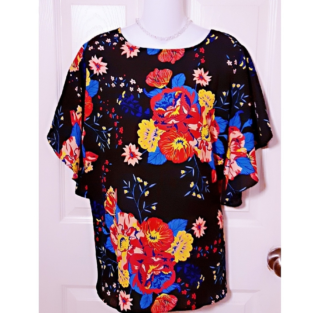 Plus Size Floral Print Flutter Sleeve Blouse